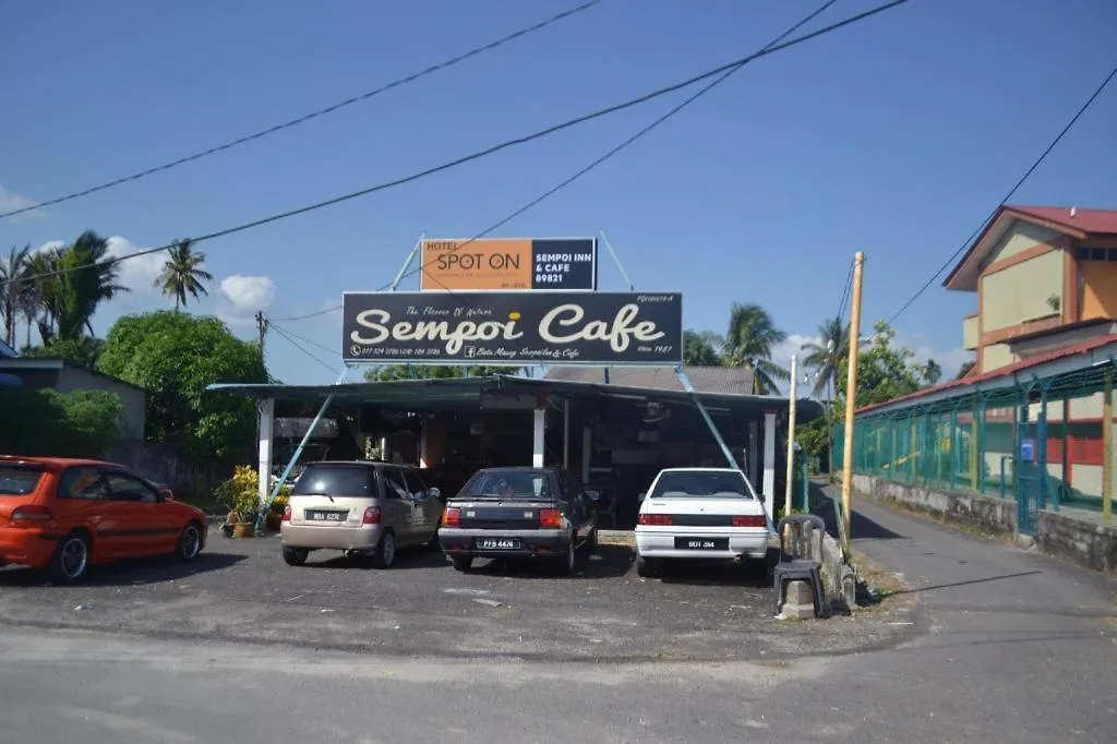 ** Hotel Spot On 89821 Batu Maung Sempoi Inn And Cafe Malaysia
