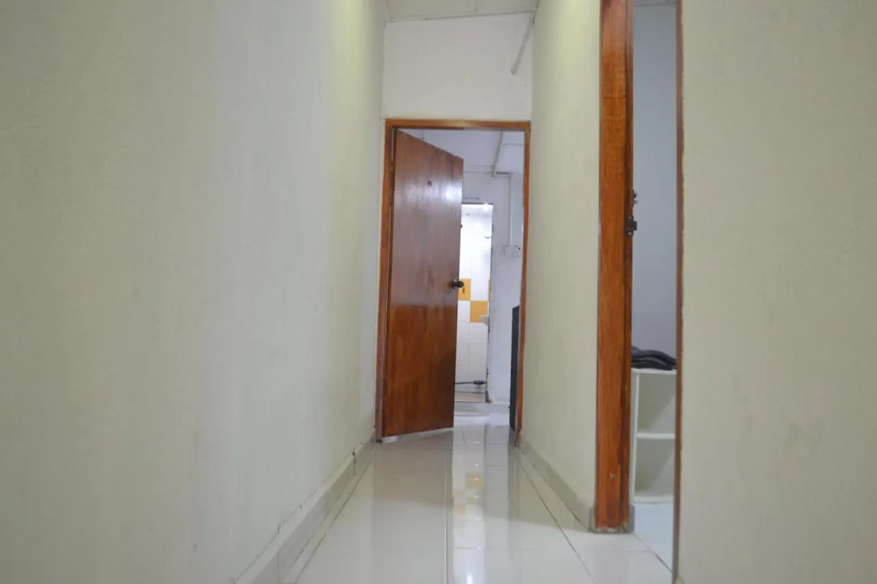 Spot On 89821 Batu Maung Sempoi Inn And Cafe 2*,